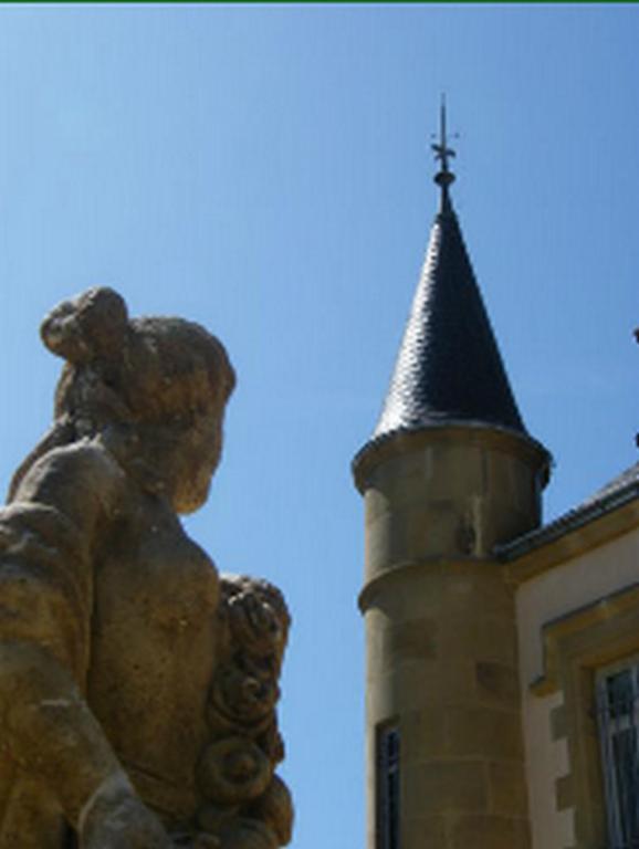 Chateau Y Fault Frühstückspension